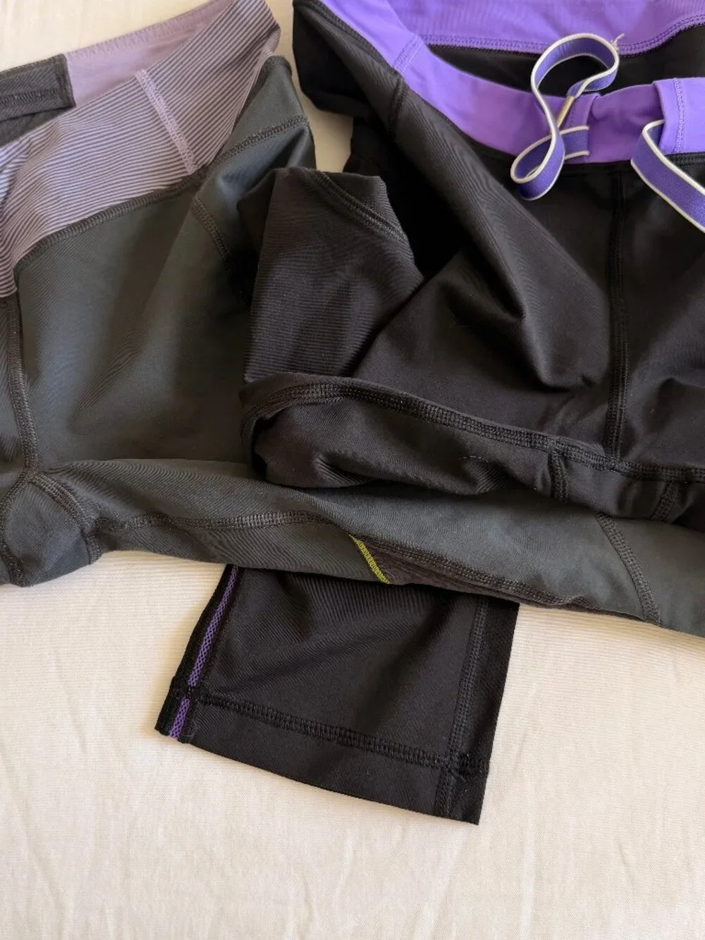 Lulu black crop legging bundle (sz 6) - Picture 2 of 9
